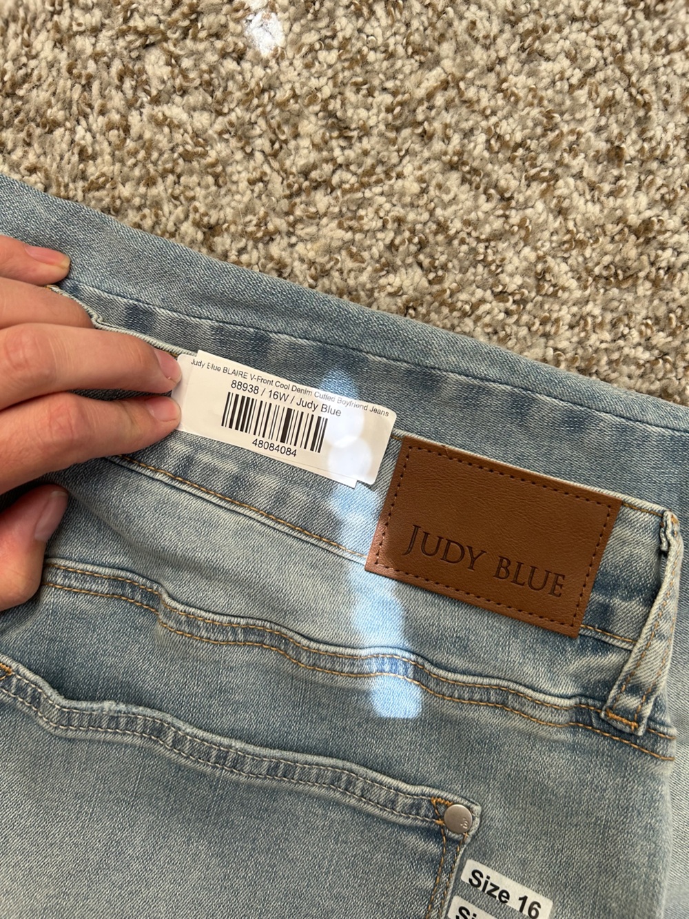 NWT Judy Blue BLAIRE Mid Rise V Front Cuff Boyfriend Cool Denim Casual 16W - Picture 9 of 15
